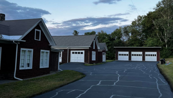 commercial parking lot crack filling